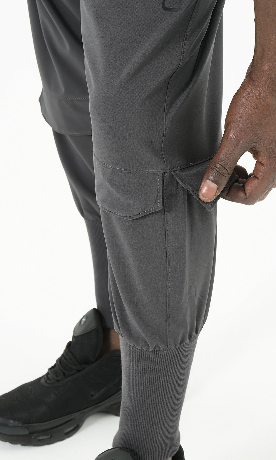 QL Pantalon Cross Over in Dark Grey  MOOMENN Men Clothing  Faithful Nutrition