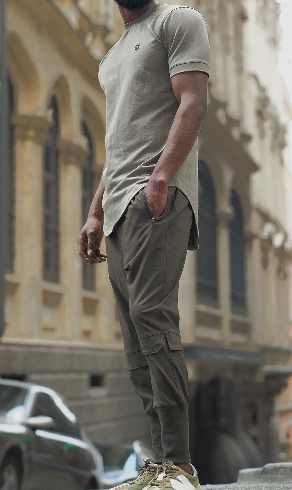QL Pantalon Cross Over in Dark Khaki  MOOMENN Men Clothing  Faithful Nutrition