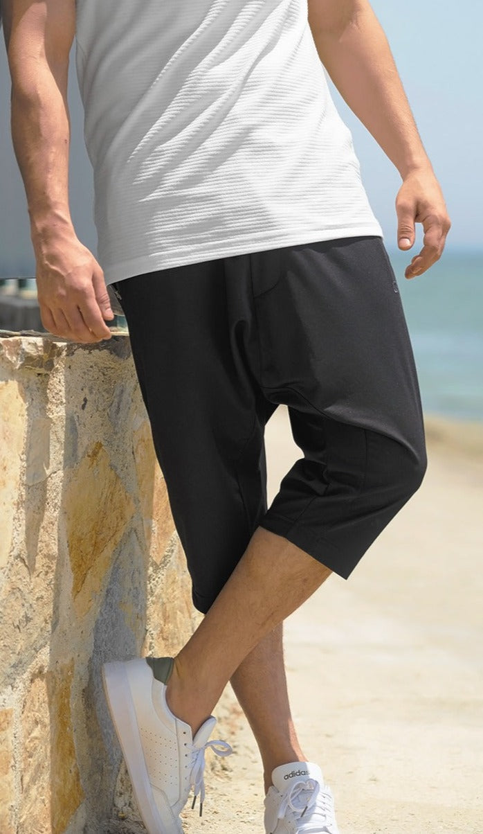 QL Relaxed Lightweight Cropped Joggers in Black  MOOMENN Men Clothing 3211 PANTACOURT LEGER CSD / Black / XXL Faithful Nutrition