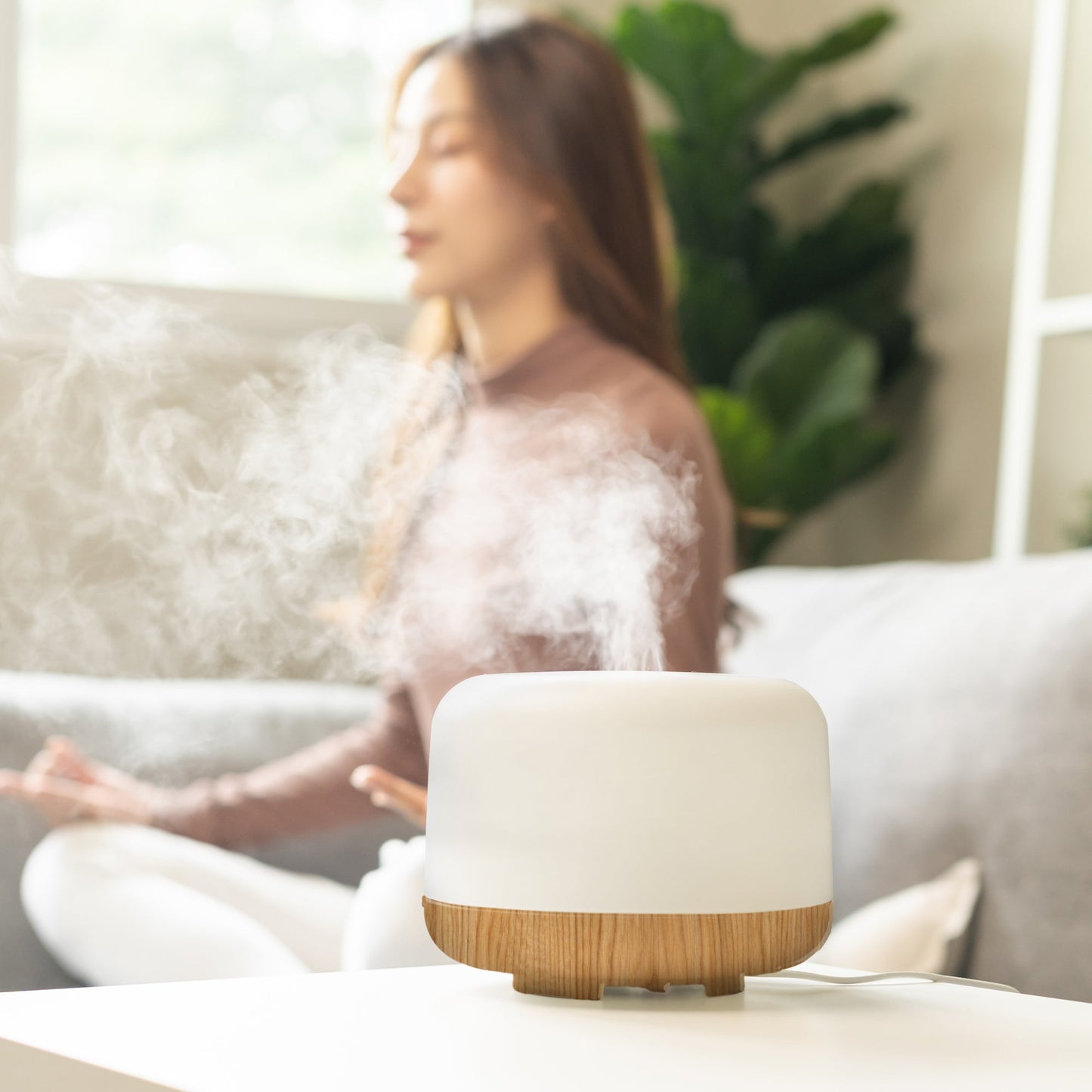 Aroma Diffuser With Wood Grain Base (USB) - Diffuser - Faithful Nutrition